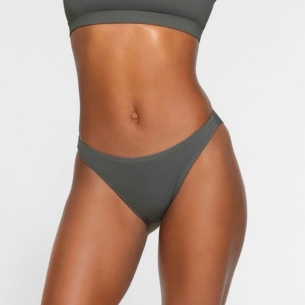 SKIMS Charcoal Swim Dippy Mid Waist Bottom